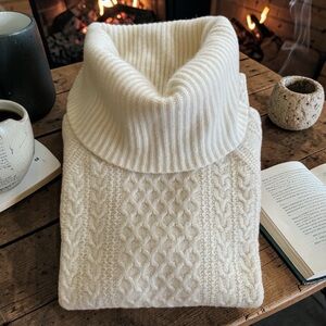 Madewell 100% Cashmere Cable-Knit Sweater. Convertible Crew to Turtle Neck.